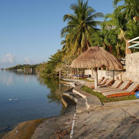 Villa Santuario Lake Front Oasis Бакалар Экстерьер фото